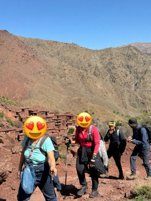 Long trips to explore the surrounding nature and nearby mountain peaks.