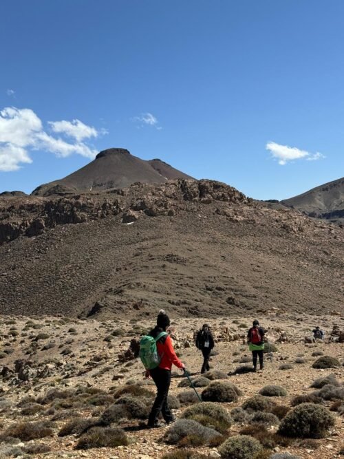 Long trips to explore the surrounding nature and nearby mountain peaks.